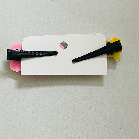 Pair of hair clips - Picture 4 of 4